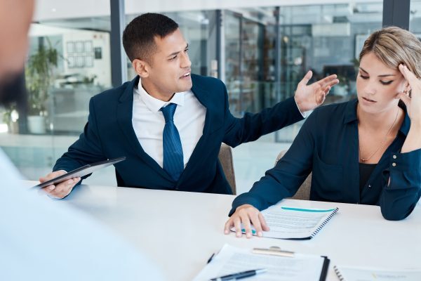 angry-fight-and-employee-at-work-bullying-a-colle-2022-12-08-23-47-52-utc-600×400